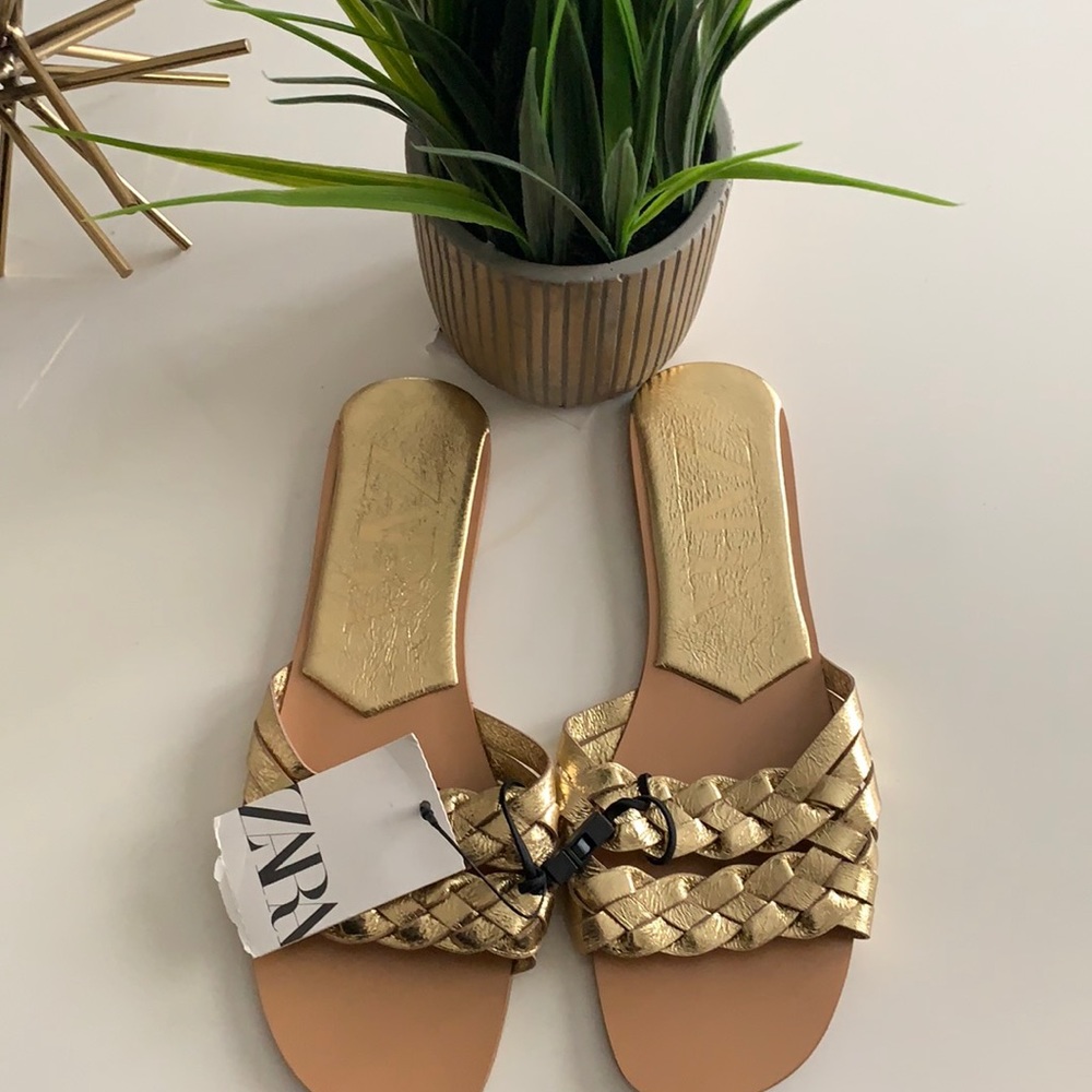 ZARA Gold Flat Sandal!